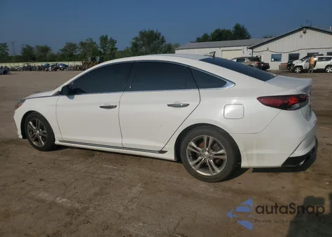 2018 Hyundai Sonata Sport z USA, uszkodzony, nr VIN 5NPE34AF5JH636179
